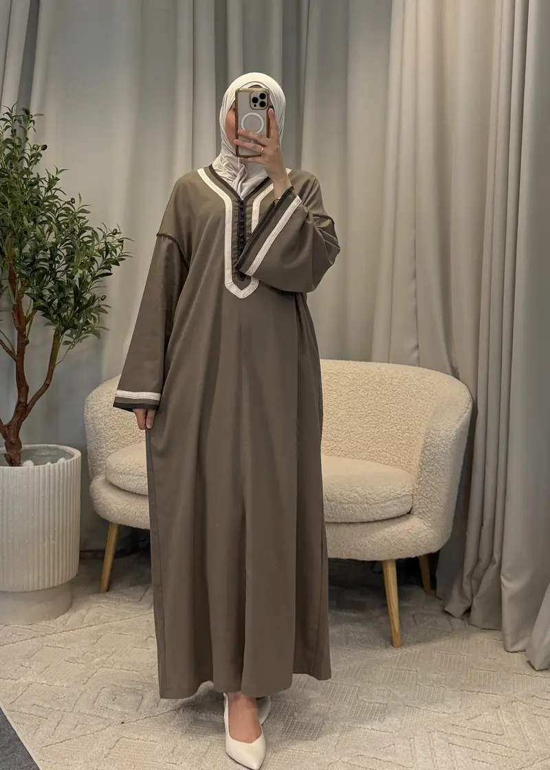 MANAR ABAYA BROWN