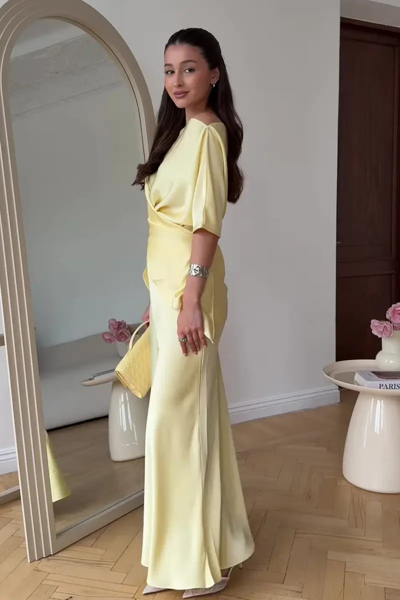 MELISA | Elegantes Drapiertes Satinkleid