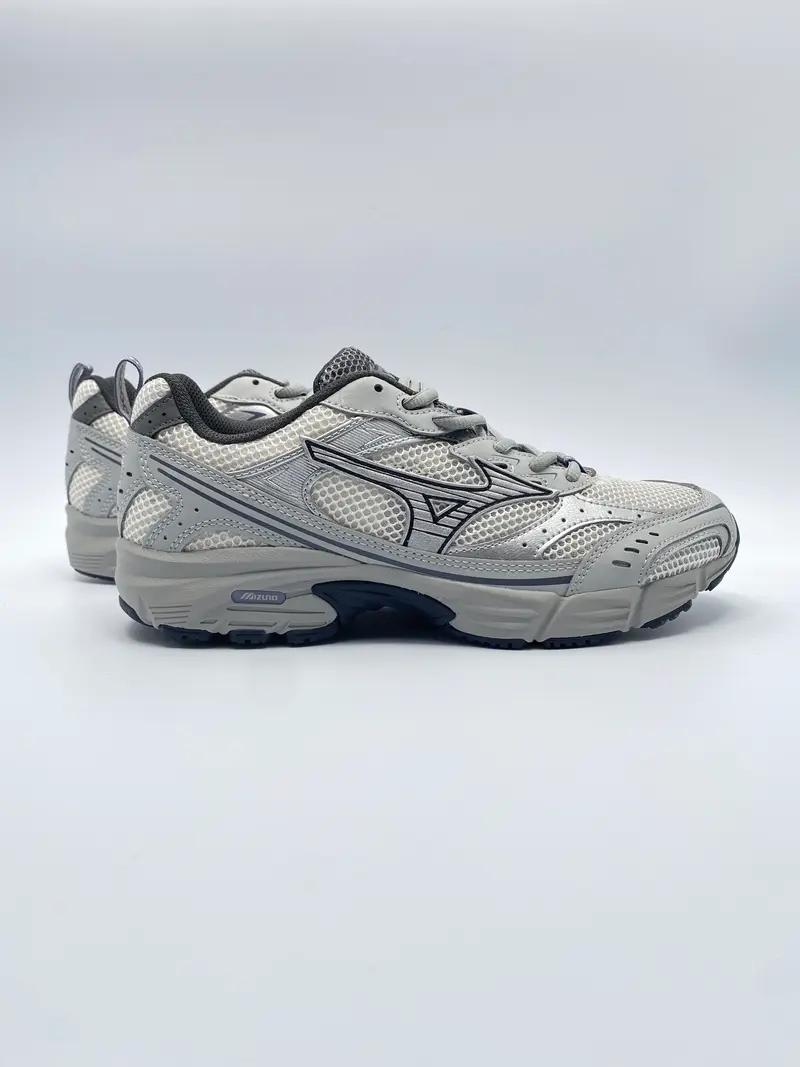 Mizuno MXR sport sneaker nimbus cloud/ silver