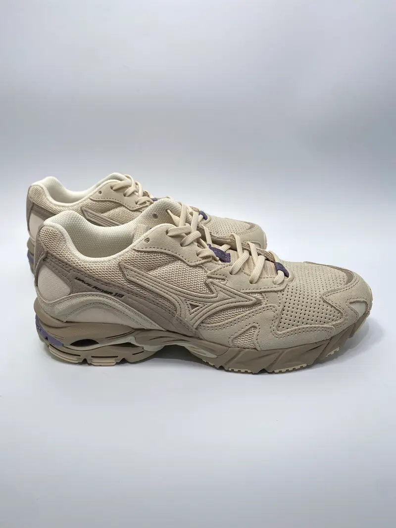 Mizuno wave rider 10 taupe beige