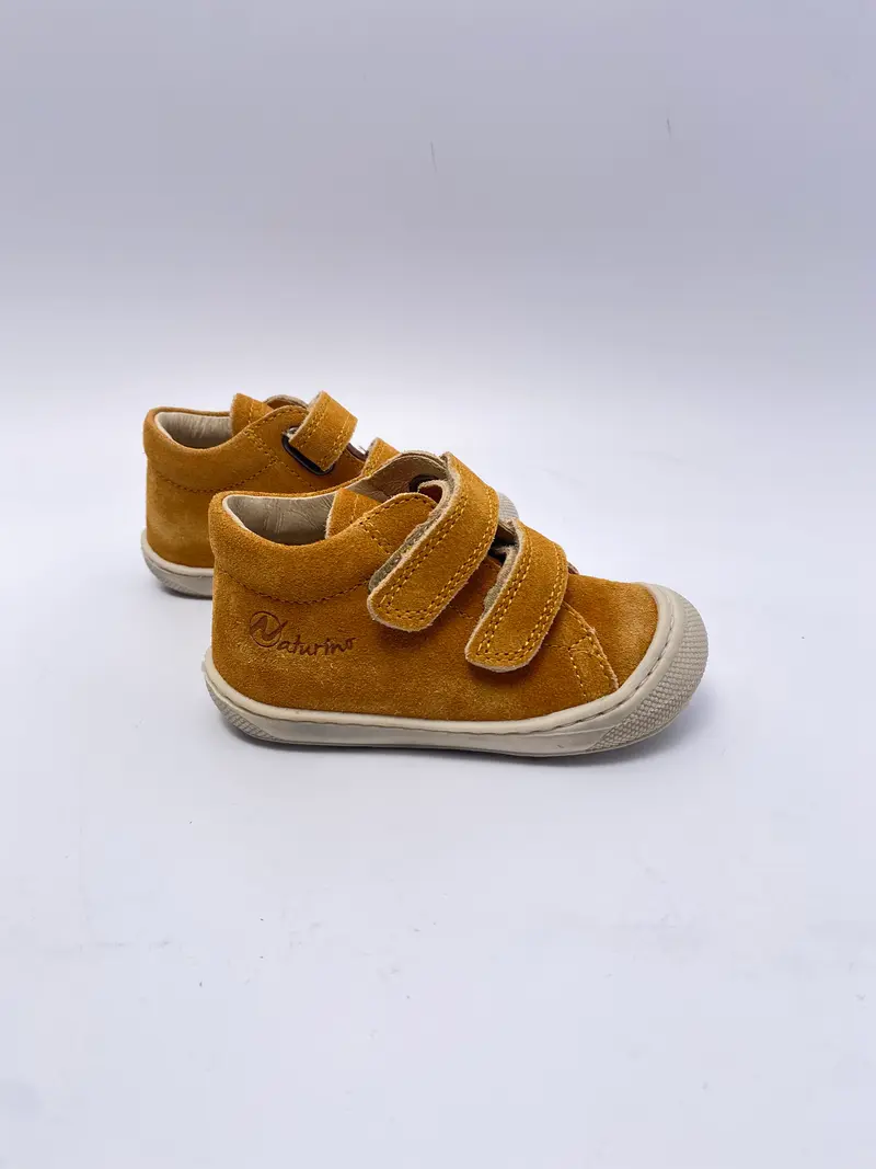 Naturino Cocoon oker geel suede klittenband
