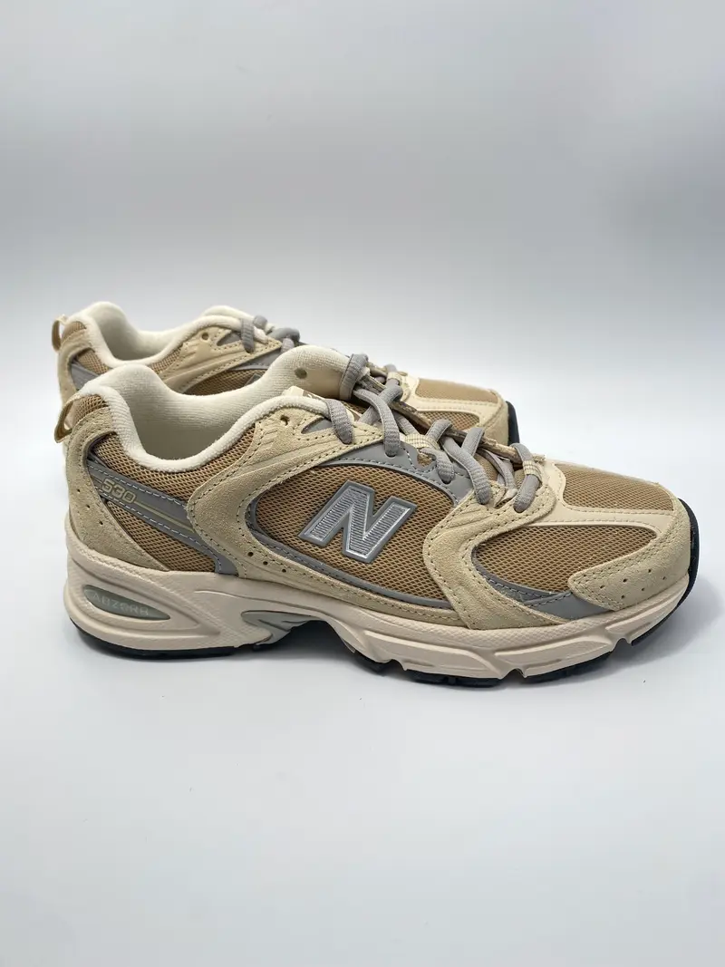 New Balance MR530CP sneaker Sandstone met incense en concrete