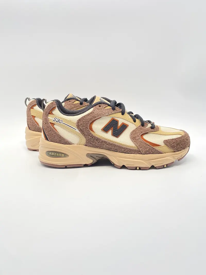 New Balance MR530SNC  Dark mushroom met incense en linen