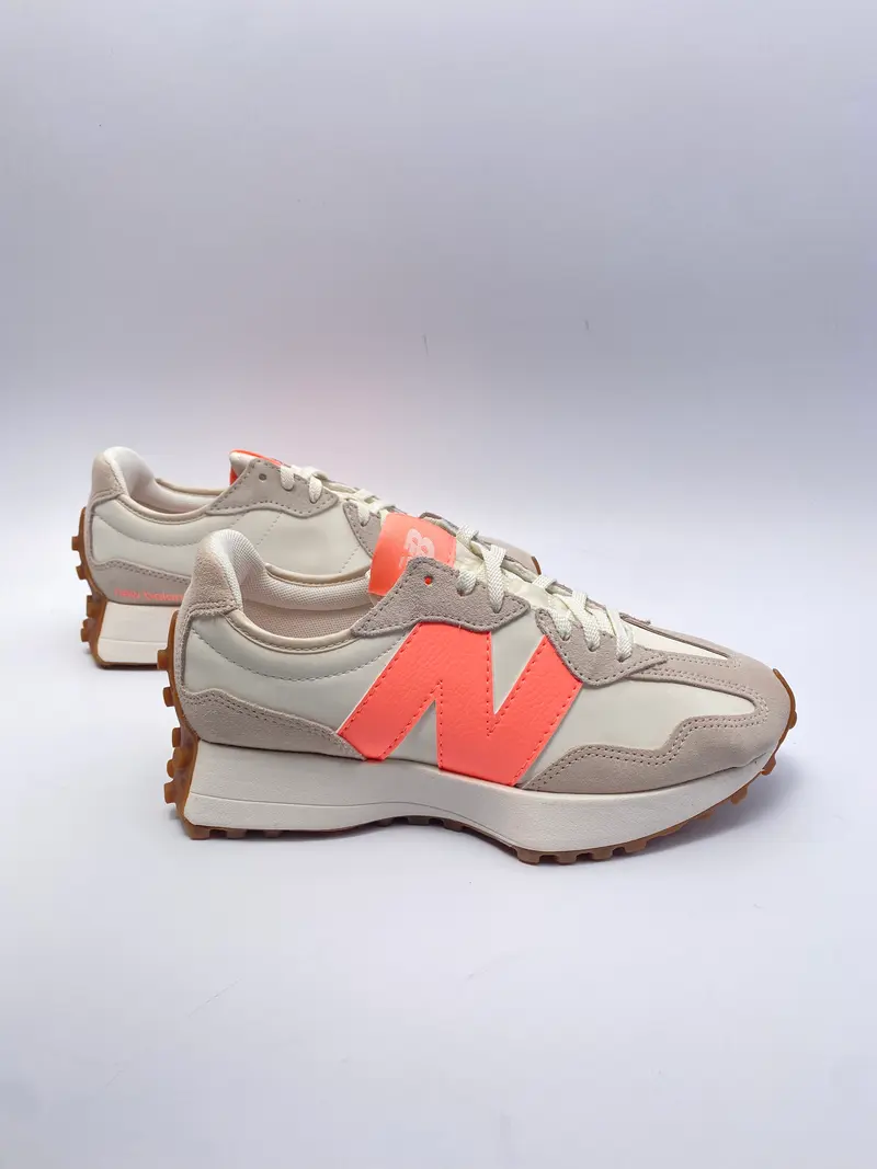 New Balance WS327AM Off white neon pink