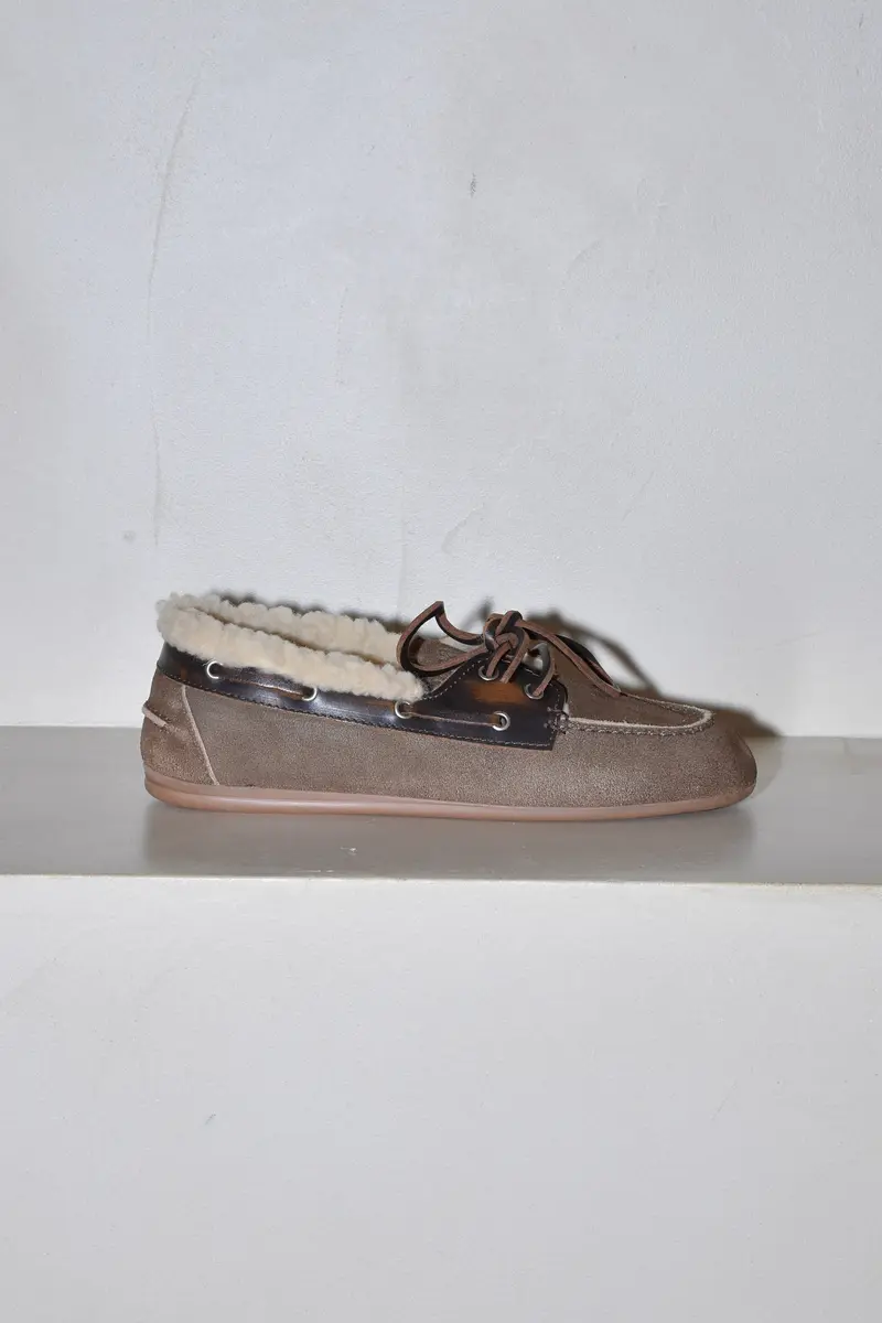 Posa - Loafers - Boat Loafer Brushed Fur Suede / Leather - Coffee / Dark Brown