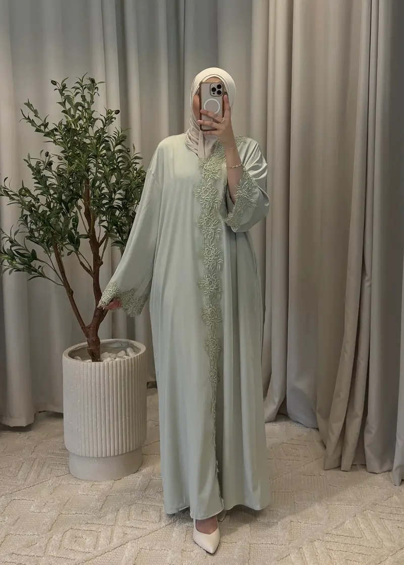 RADIA LACE ABAYA MINTGREEN