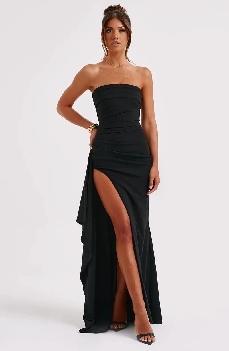 RUTH | Figurbetontes Bandeau Maxi Kleid