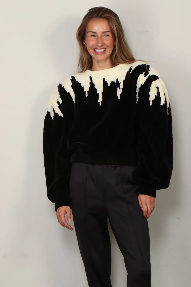 SAGE AND IVY - Sweater - Sigrid - Cream / Black