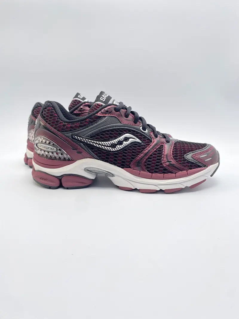 Saucony progrid triumph 4 maroon / black