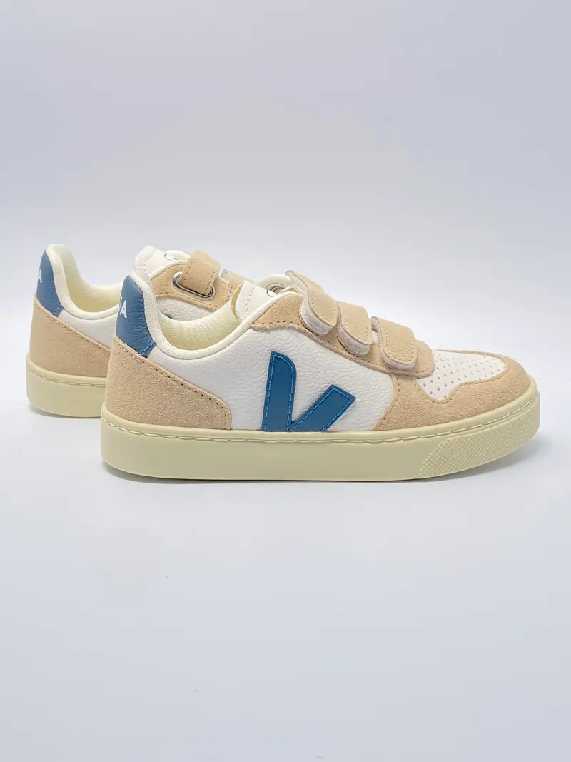Veja small V-10 leather extra white california