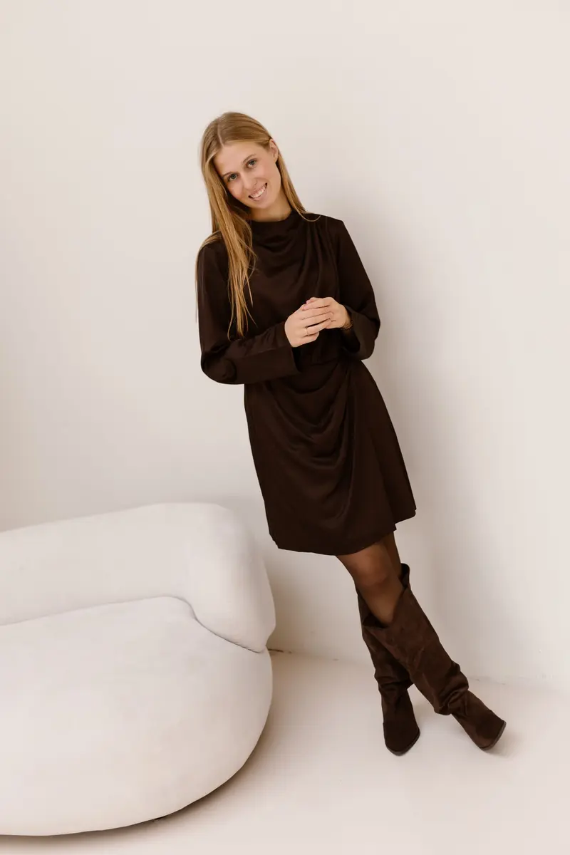Yasbista dress coffee bean