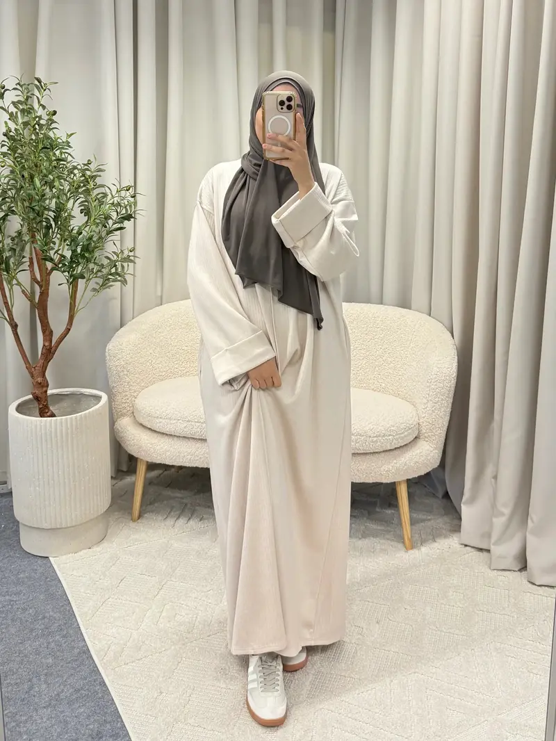 ZOHRA ABAYA